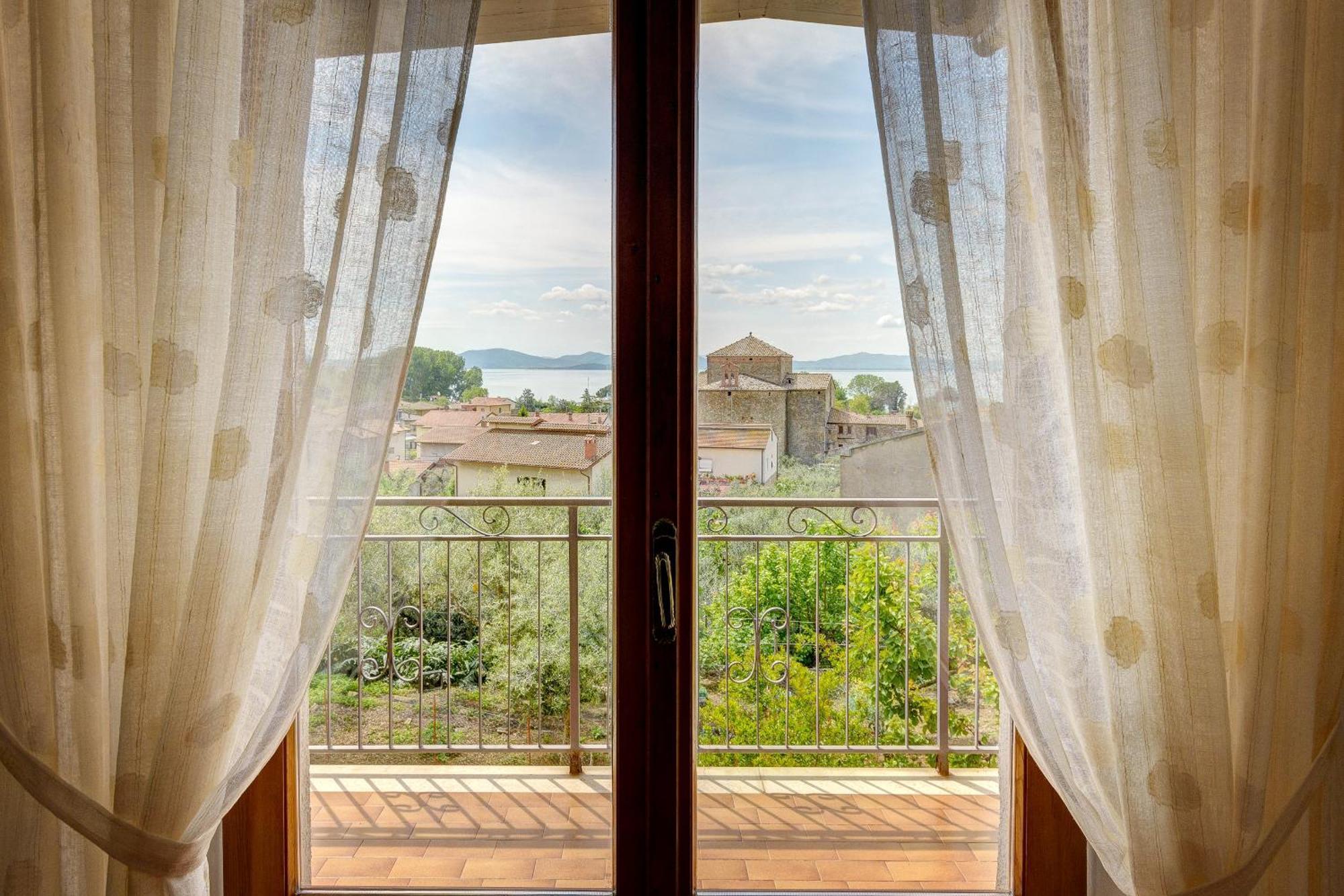 Appartamento Luisa - Vista Lago Passignano sul Trasimeno Exteriér fotografie